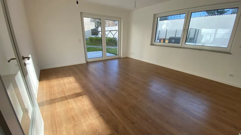 Schöne moderne 2 Zimmerwohnung mit Garten — photo 1